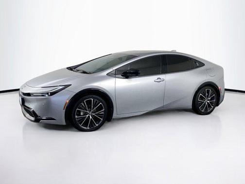 2025 Toyota Prius XLE