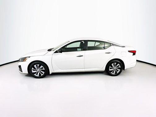 2024 Nissan Altima S FWD