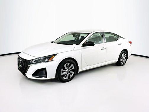 2024 Nissan Altima S FWD