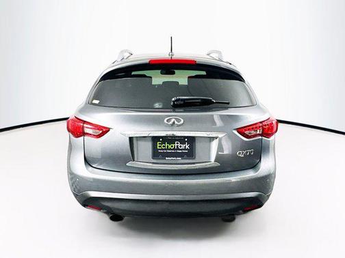 2017 INFINITI QX70 Base