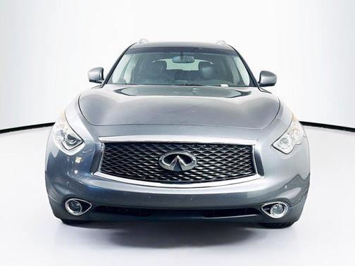 2017 INFINITI QX70 Base