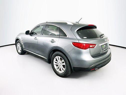 2017 INFINITI QX70 Base