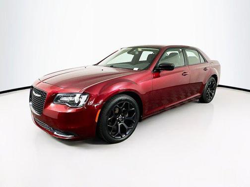 2019 Chrysler 300 Touring