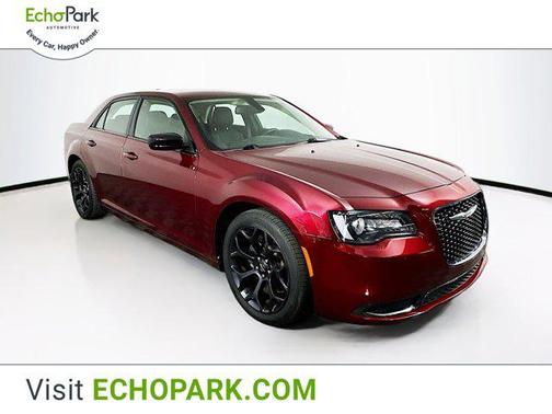 2019 Chrysler 300 Touring