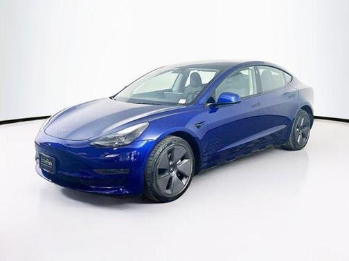 Deep Blue Metallic 2023 Tesla Model 3 Standard Range