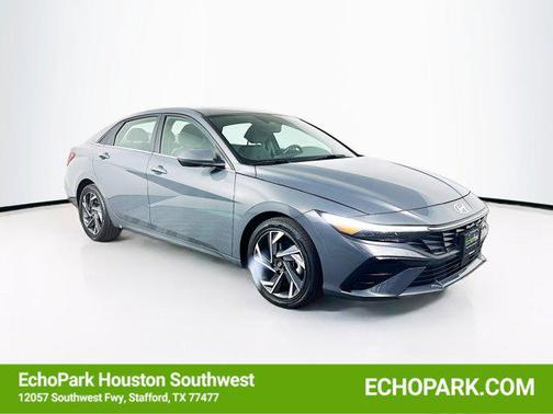 2025 Hyundai ELANTRA SEL