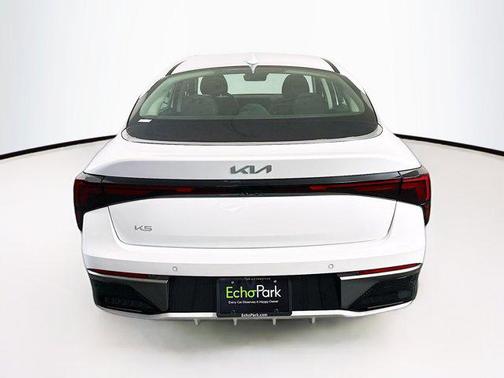 Snow White Pearl 2025 Kia K5 LXS