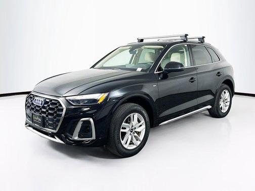 Mythos Black Metallic 2023 Audi Q5 45 S line Premium