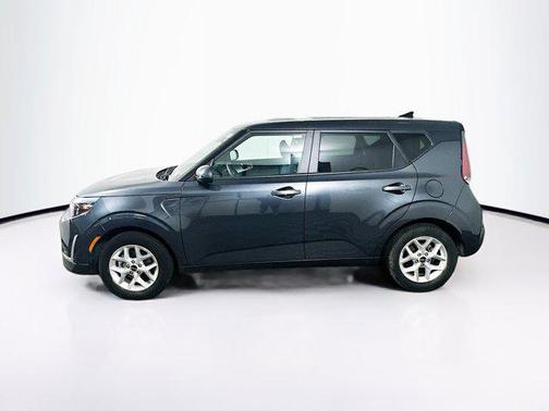 Gravity Gray 2025 Kia Soul LX