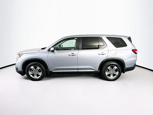 Lunar Silver Metallic 2023 Honda Pilot 2WD EX-L 8 Passenger