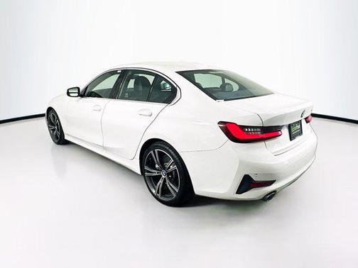 2022 BMW 330 330i