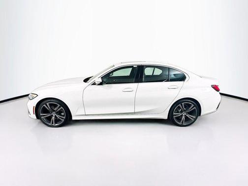 2022 BMW 330 330i