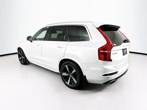 2017 Volvo XC90 T6 R-Design
