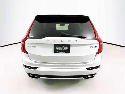 2017 Volvo XC90 T6 R-Design