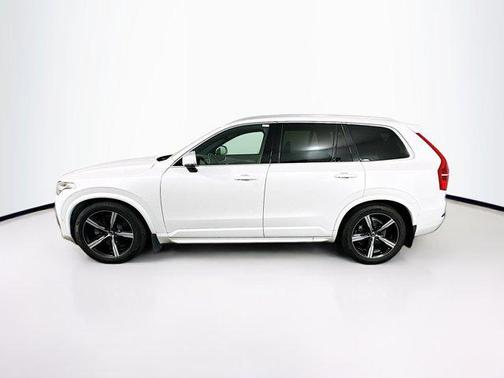 2017 Volvo XC90 T6 R-Design