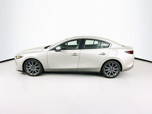 2025 Mazda Mazda3 FWD w/Preferred Package