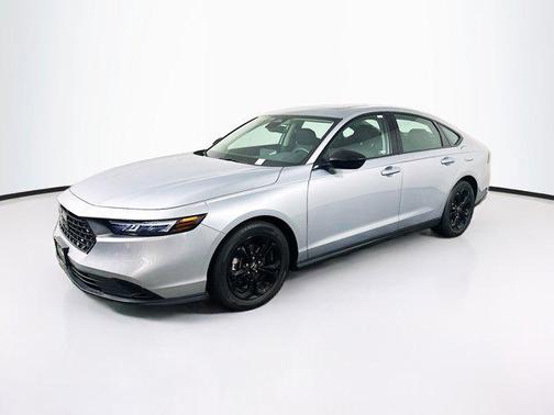 Solar Silver Metallic 2025 Honda Accord SE
