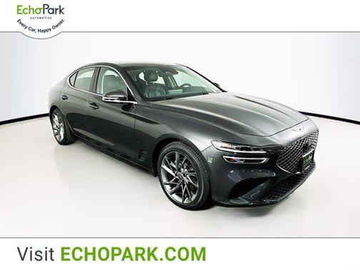 2022 Genesis G70 2.0T RWD