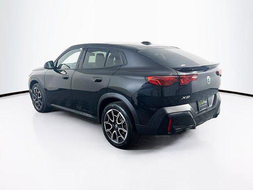 2025 BMW X2 xDrive28i