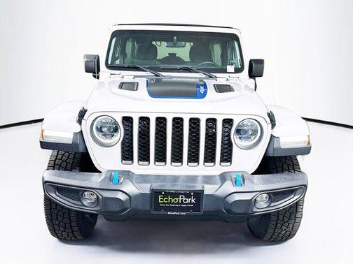 Bright White Clearcoat 2023 Jeep Wrangler 4xe Rubicon