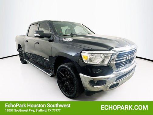 Diamond Black Crystal Pearlcoat 2019 RAM 1500 Big Horn