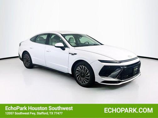 2025 Hyundai SONATA Hybrid SE