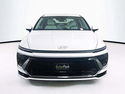 2025 Hyundai SONATA Hybrid SE