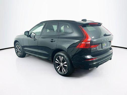 2025 Volvo XC60 B5 Core