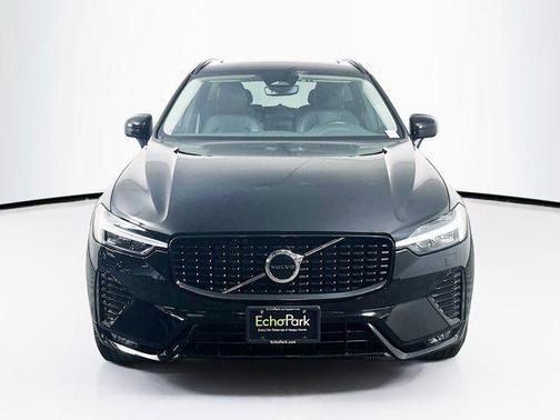 2025 Volvo XC60 B5 Core