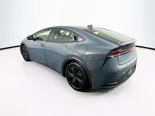 2023 Toyota Prius LE