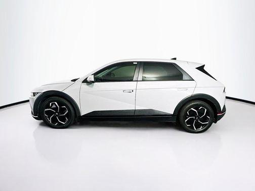 2024 Hyundai IONIQ 5 SE