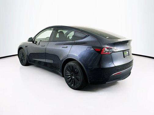 2024 Tesla Model Y Long Range Dual Motor All-Wheel Drive