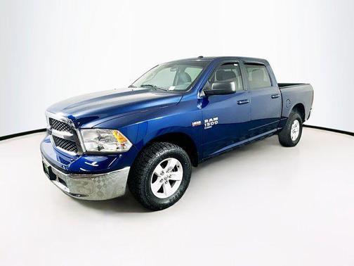 2019 RAM 1500 SLT