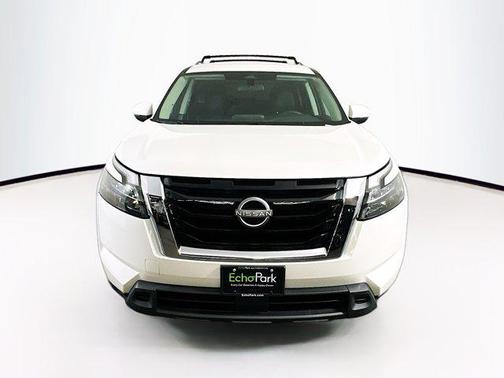 2024 Nissan Pathfinder SV 4WD