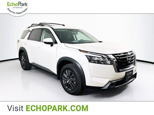 2024 Nissan Pathfinder SV 4WD