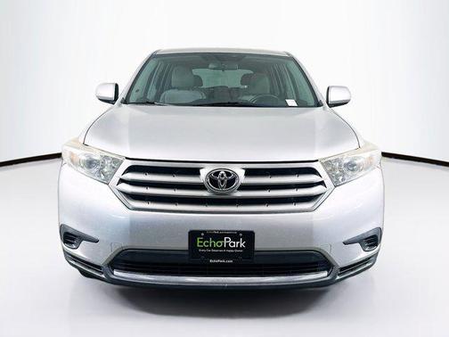 2013 Toyota Highlander SE