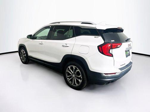 Summit White 2018 GMC Terrain SLT