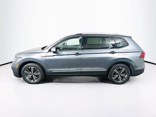 2024 Volkswagen Tiguan 2.0T Wolfsburg Edition