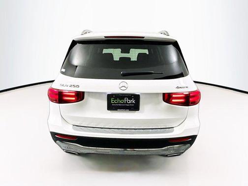 Night Black 2025 Mercedes-Benz GLB 250 4MATIC