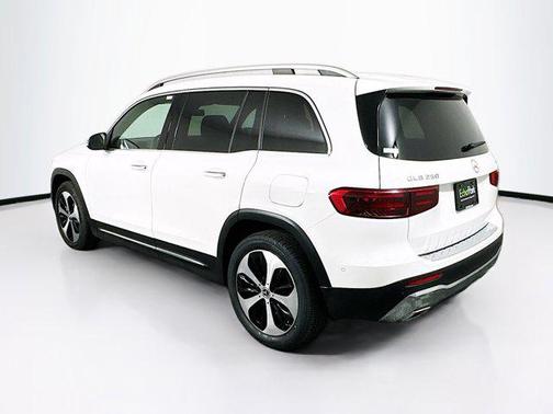 Night Black 2025 Mercedes-Benz GLB 250 4MATIC