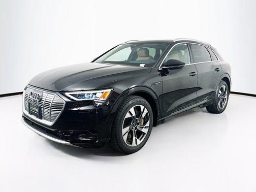 2022 Audi e-tron Premium