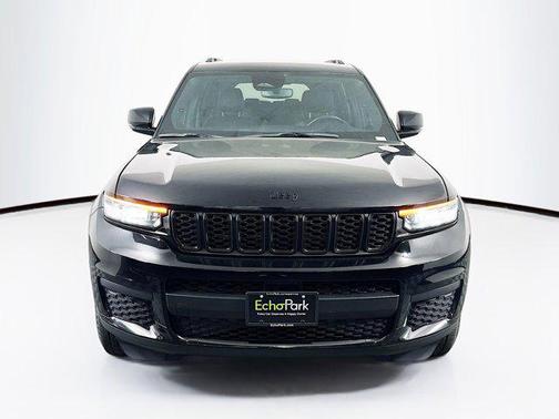 2022 Jeep Grand Cherokee L Altitude