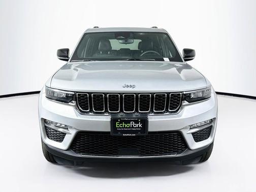 Silver Zynith 2024 Jeep Grand Cherokee 4xe Base