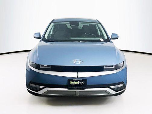 2024 Hyundai IONIQ 5 SE Standard Range