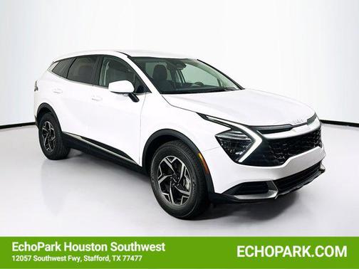 Glacial White Pearl 2025 Kia Sportage LX