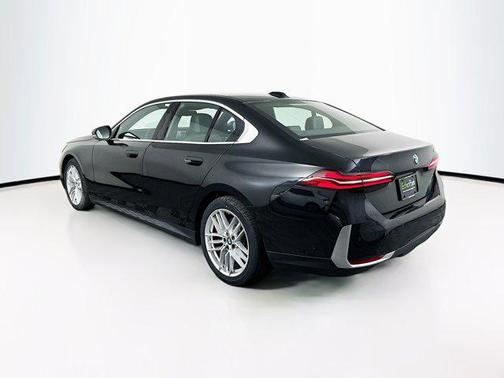 2025 BMW 530 i