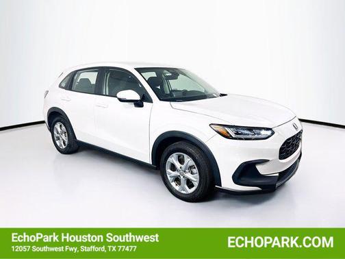 Platinum White Pearl 2023 Honda HR-V LX