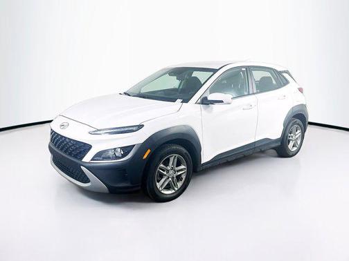 2022 Hyundai KONA SE