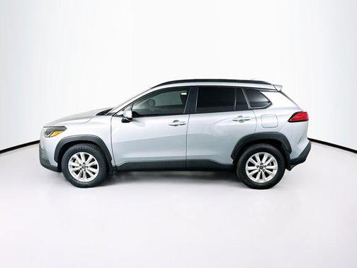 Sonic Silver 2024 Toyota Corolla Cross LE