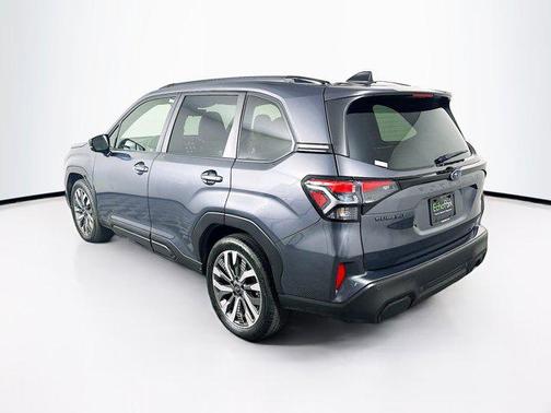 Magnetite Gray Metallic 2025 Subaru Forester Touring